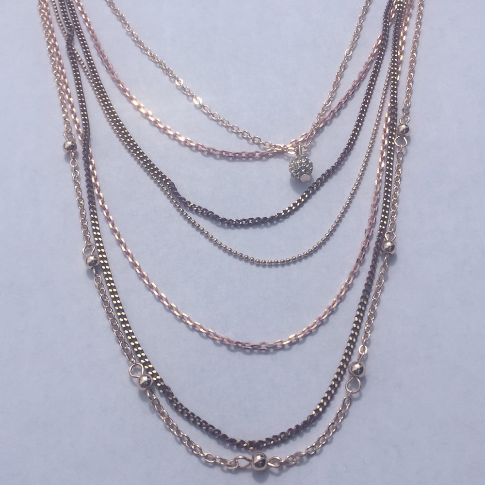 New with tags layering necklace